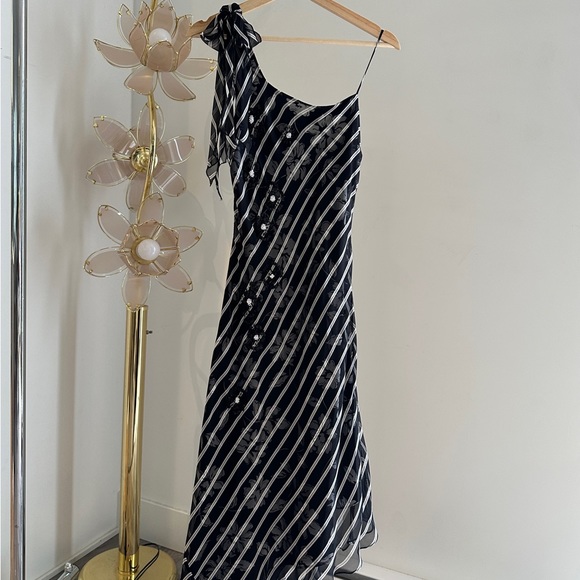Laundry by Shelli Segal Asymmetrical dress - Picture 2 of 9
